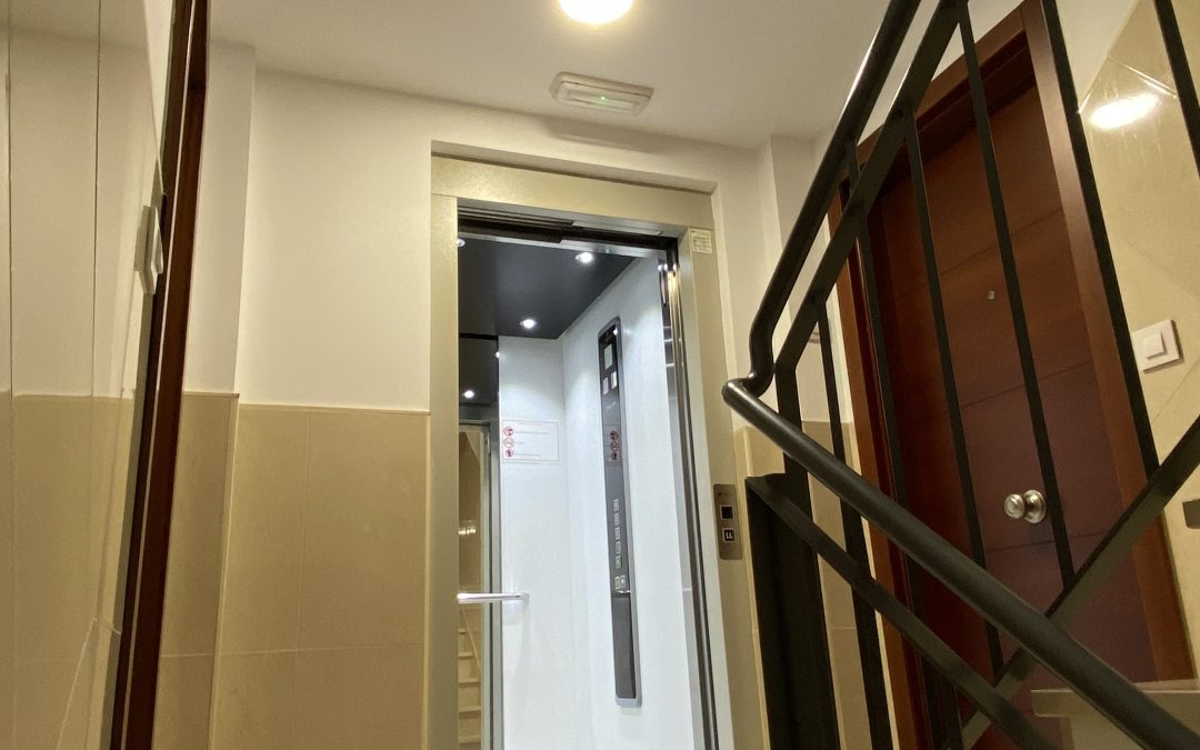 Implantación de ascensor en edificio de viviendas